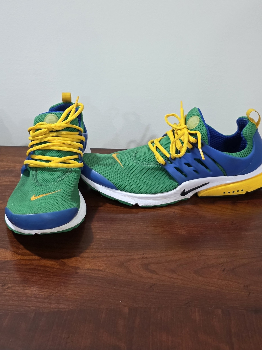 Nike Men’s Air Pro Essentials Brazil 12